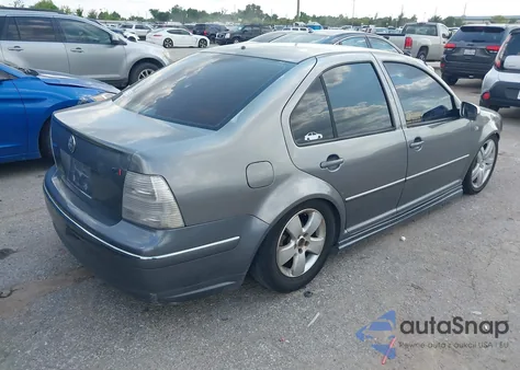 2005 Volkswagen Jetta Gls 2.0L из США, поврежденный, VIN 3VWSK69M45M025643